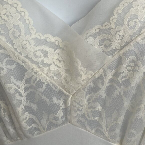 Vintage Henson Kickernick Ivory Nylon Lace Slip Midi Dress S Nightgown Bride - Picture 4 of 9